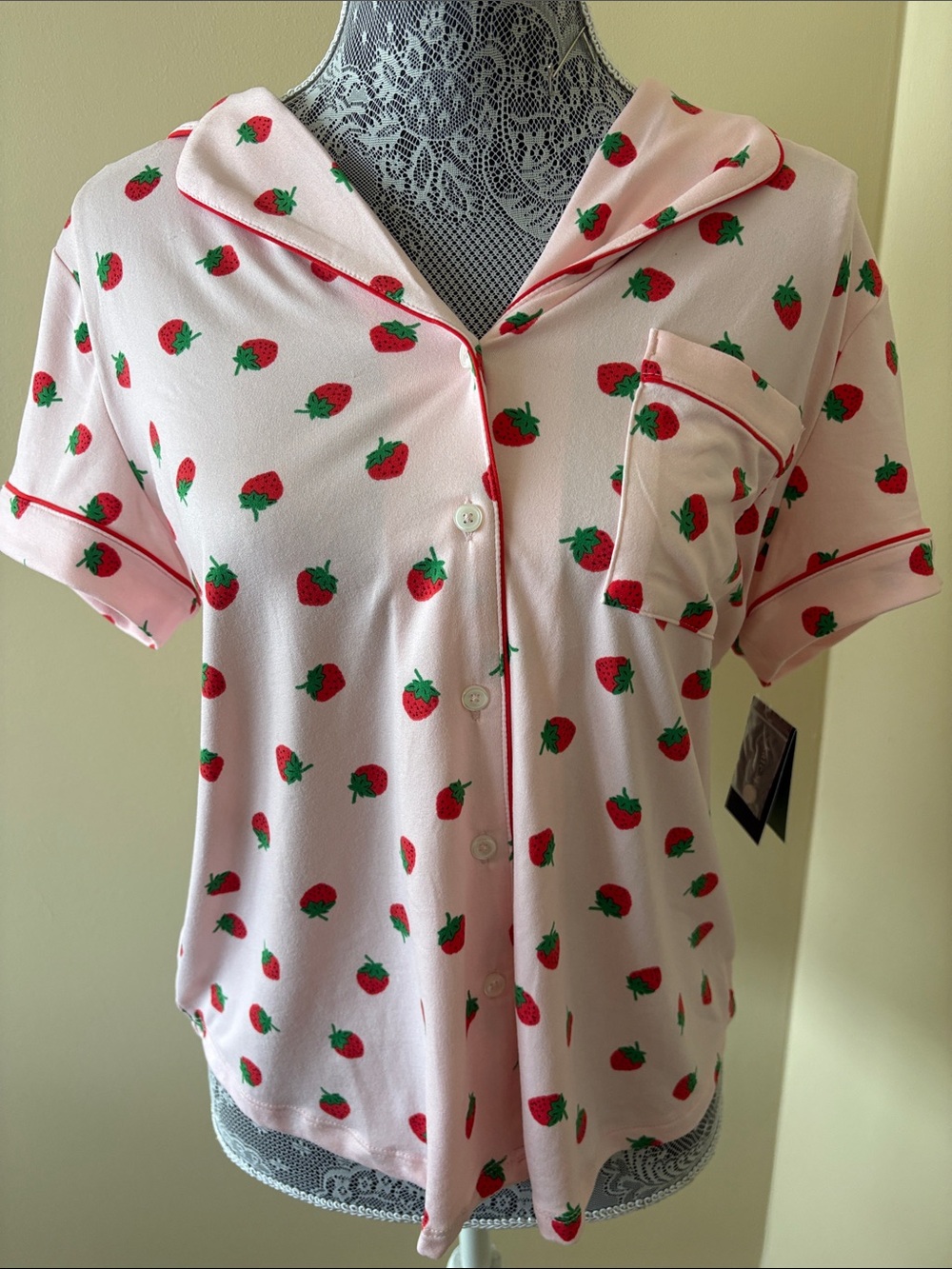 NWT Kate Spade Pink Strawberry Print Short Sleeve Pajama Top